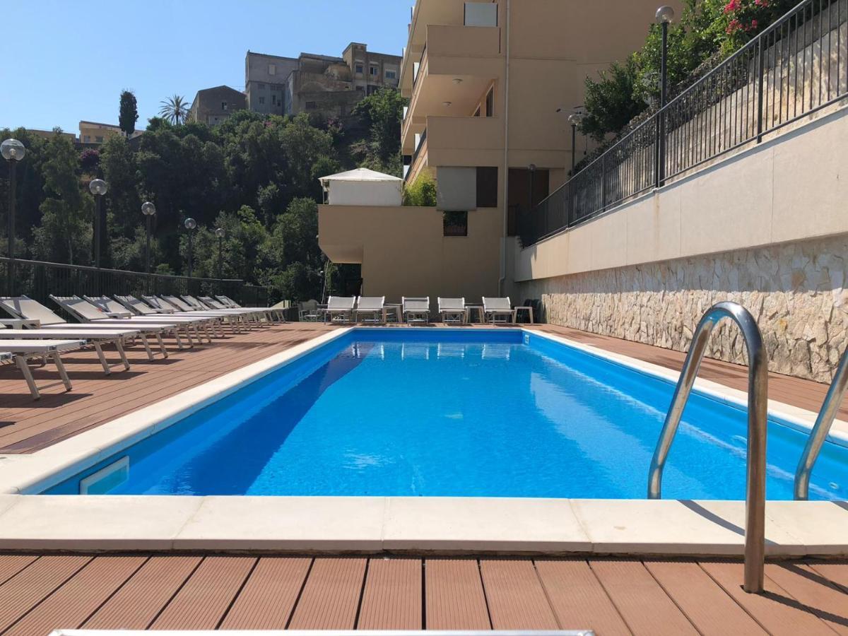 Casa Vacanza Ilenia - Taormina Esterno foto
